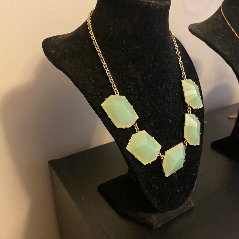 Statement necklace